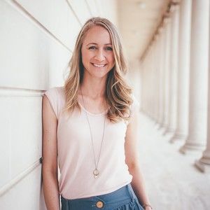 Meet your Posher, Lauren